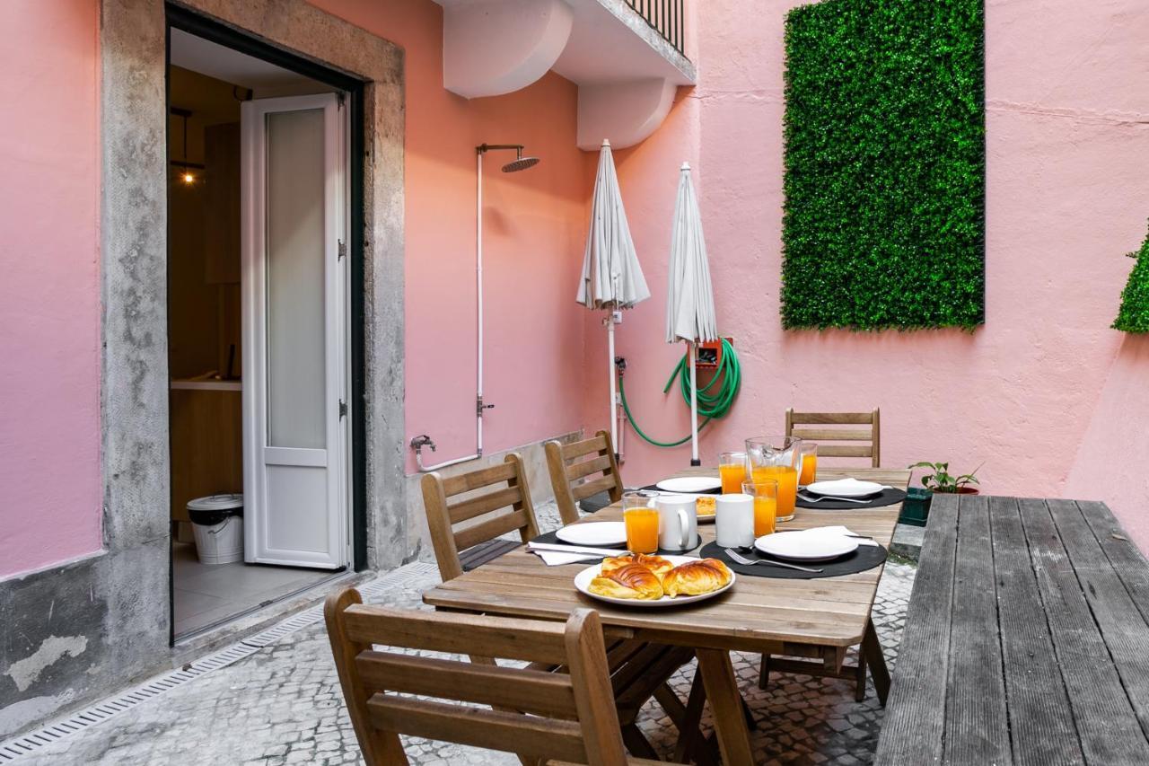 Cozy Tailor Made With A Refreshing Terrace Lejlighed Lisboa